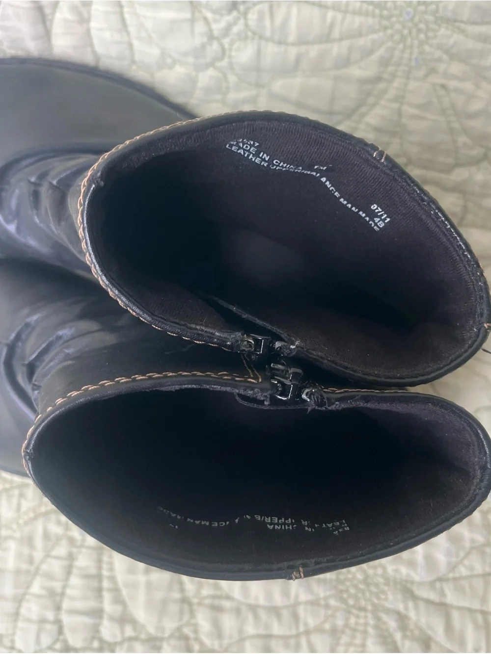 Clarks classic ankle